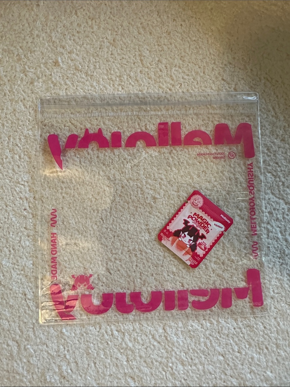 Mellojoy Banana Daifuku Squishy Keychain - Picture 3 of 3